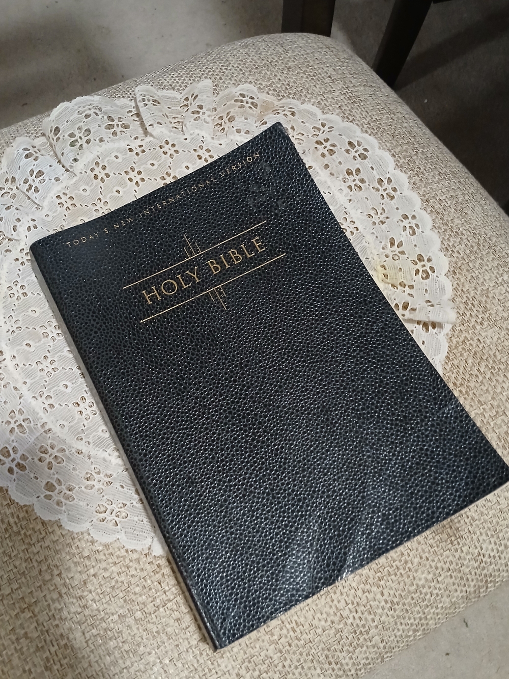 Classic Black Holy Bible - Elegant Textured Cover